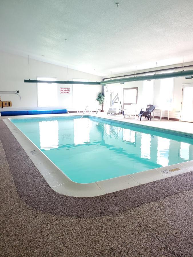 Voyager Inn セント・イグナス エクステリア 写真